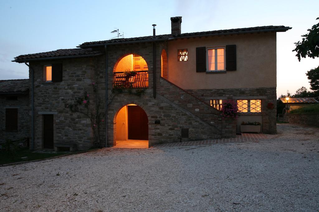 Agriturismo Caiburroni ピエトラルンガ エクステリア 写真